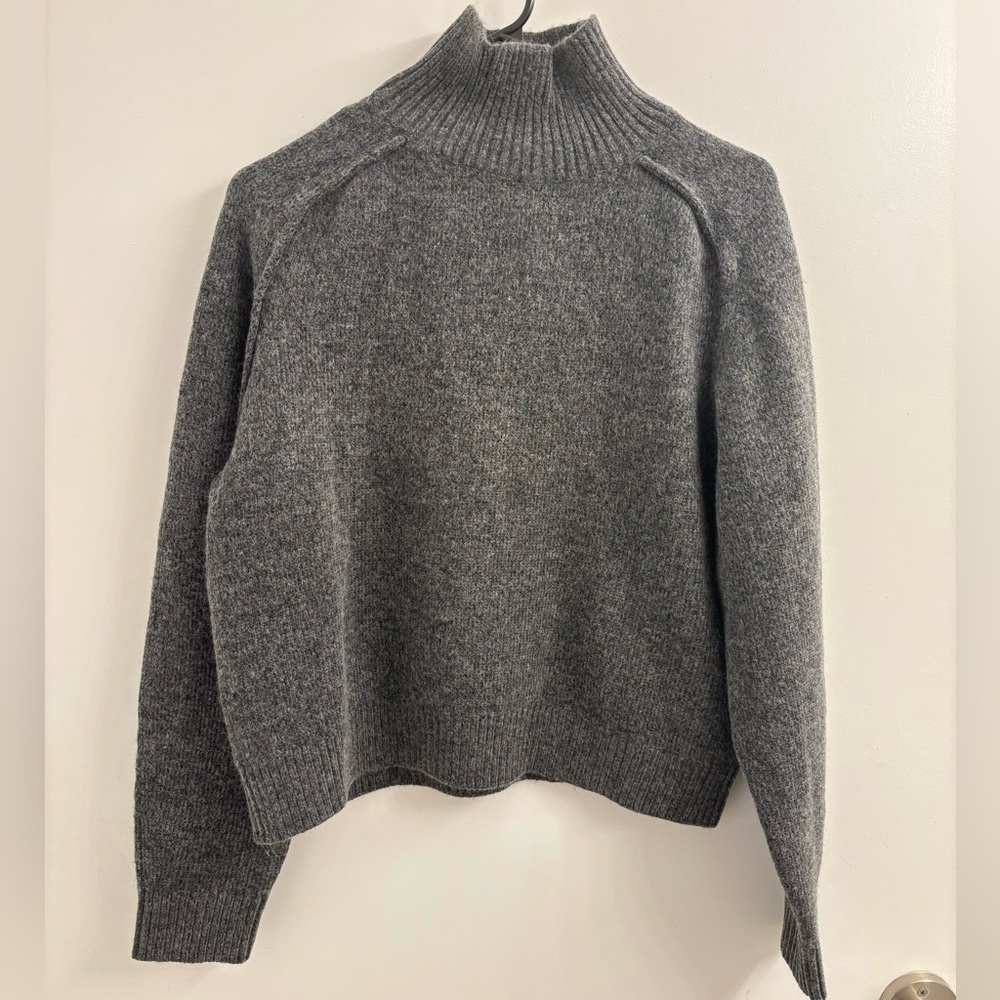 H&M Chunky Knit Turtleneck Sweater